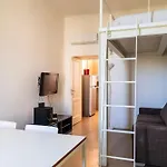Youhosty - Navigli View דירה
